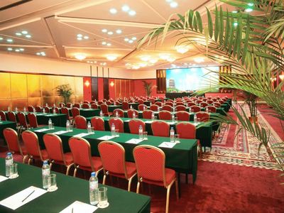 武漢洪山區(qū)優(yōu)質(zhì)會議場地推薦 華天大酒店（武漢徐東地鐵站店）及其專業(yè)會務(wù)服務(wù)